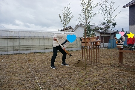 鍬入れ.JPG